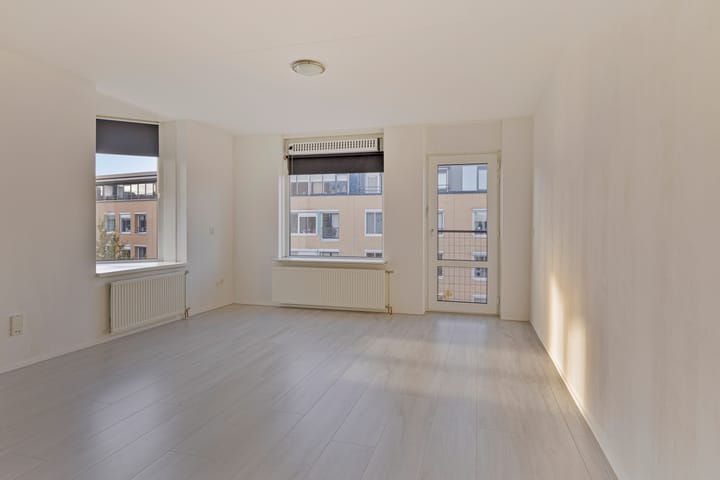 Foto 2 van Kalverstraat 73