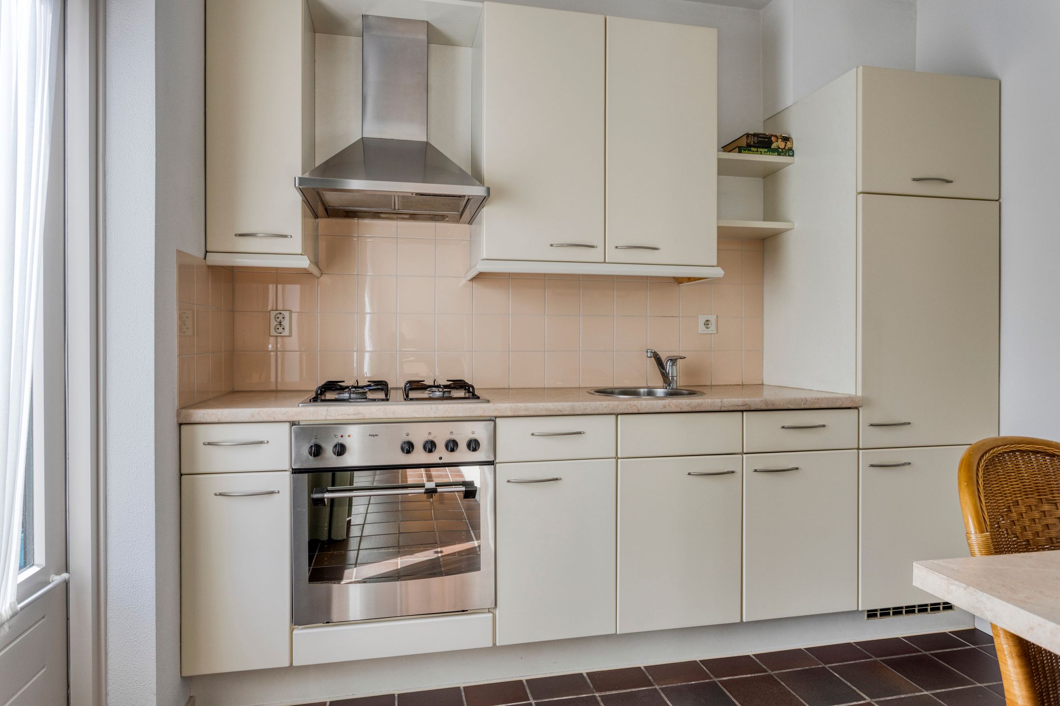 Photo 9 of Wit Hollandven 11