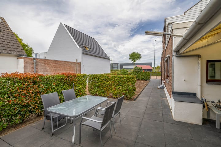 Foto 3 van De Langeweg 8