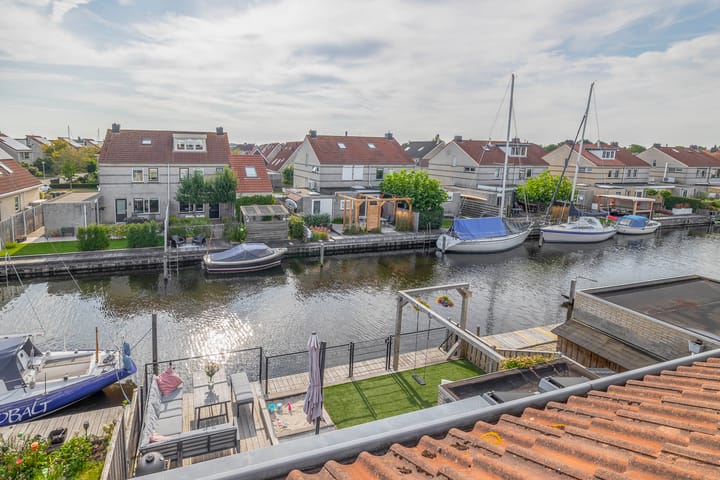 Photo 38 of Strandloper 45