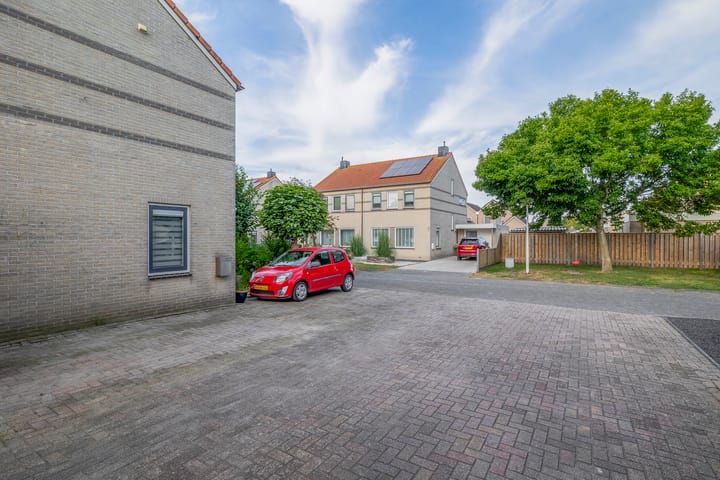 Photo 41 of Strandloper 45