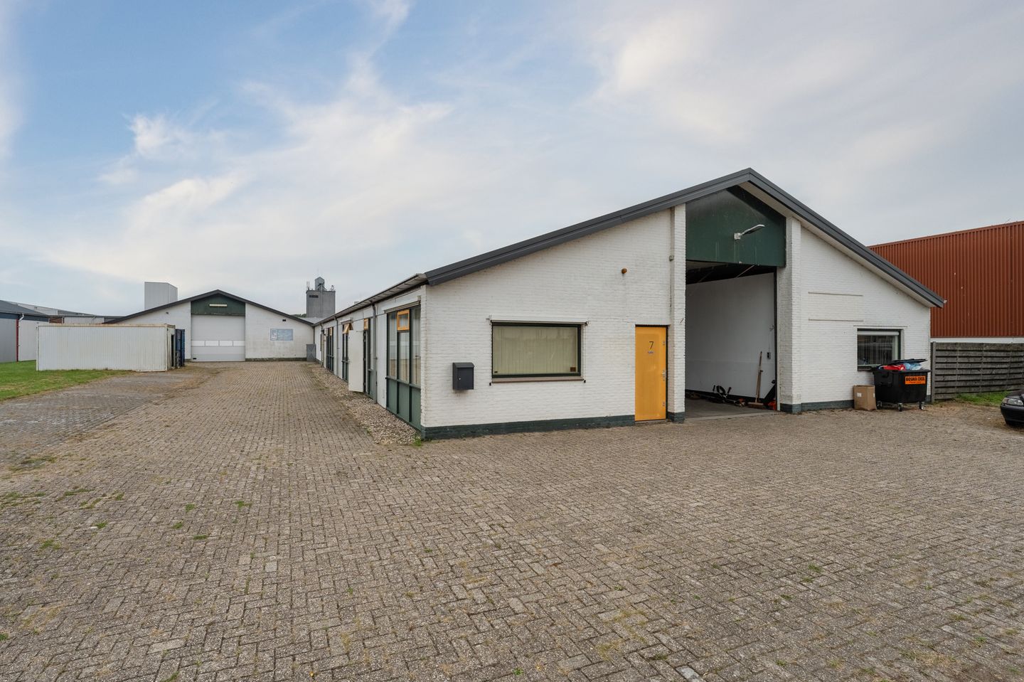 Bekijk foto 1 van Havenstraat 7