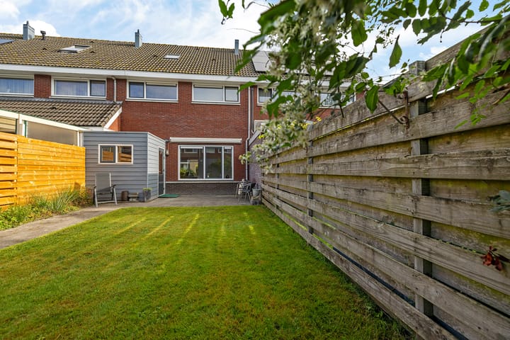 Foto 2 van Roggepaed 18