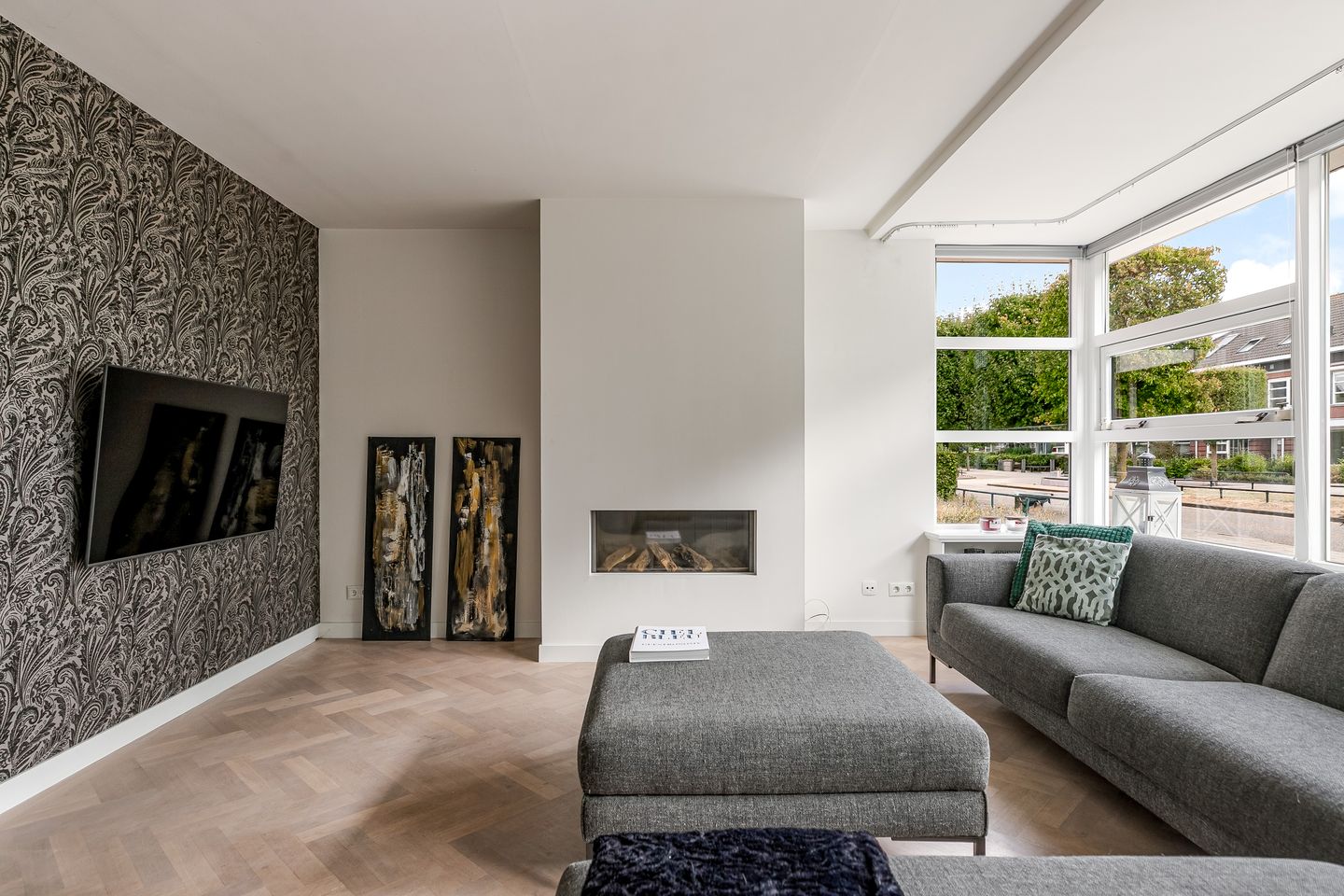 Photo 5 of Breeakkers 14