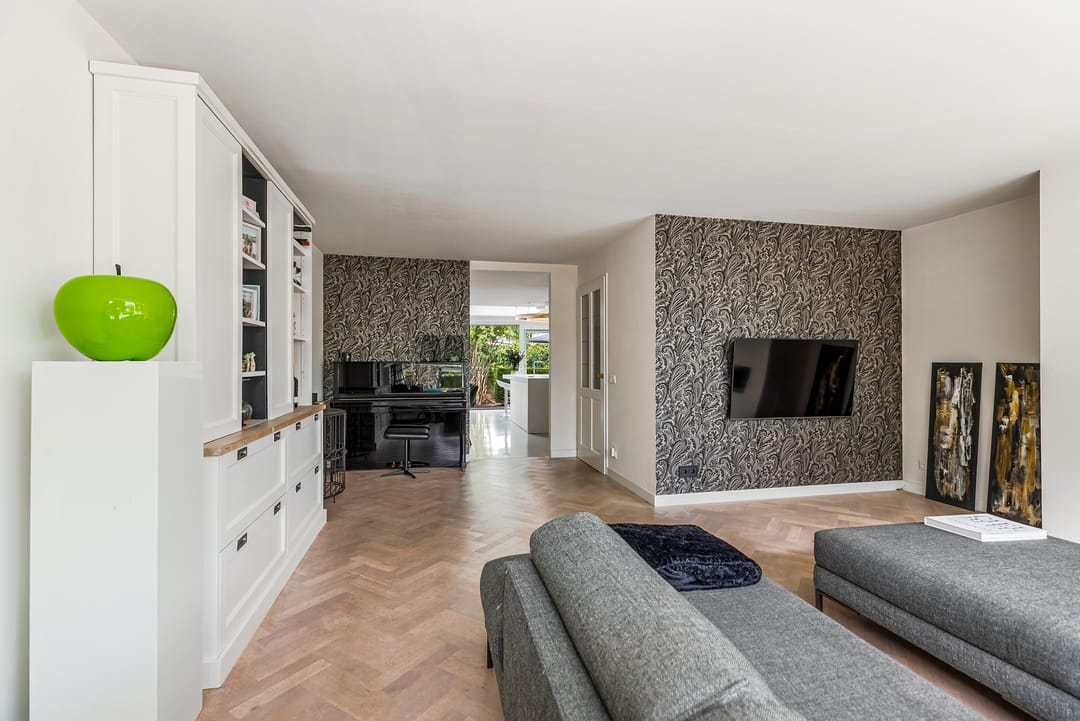 Photo 8 of Breeakkers 14