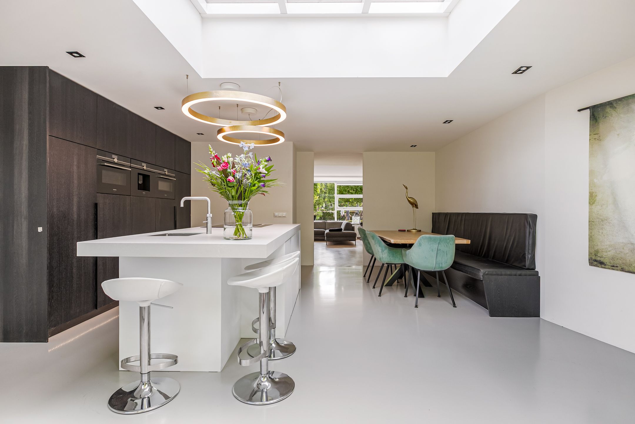 Photo 15 of Breeakkers 14