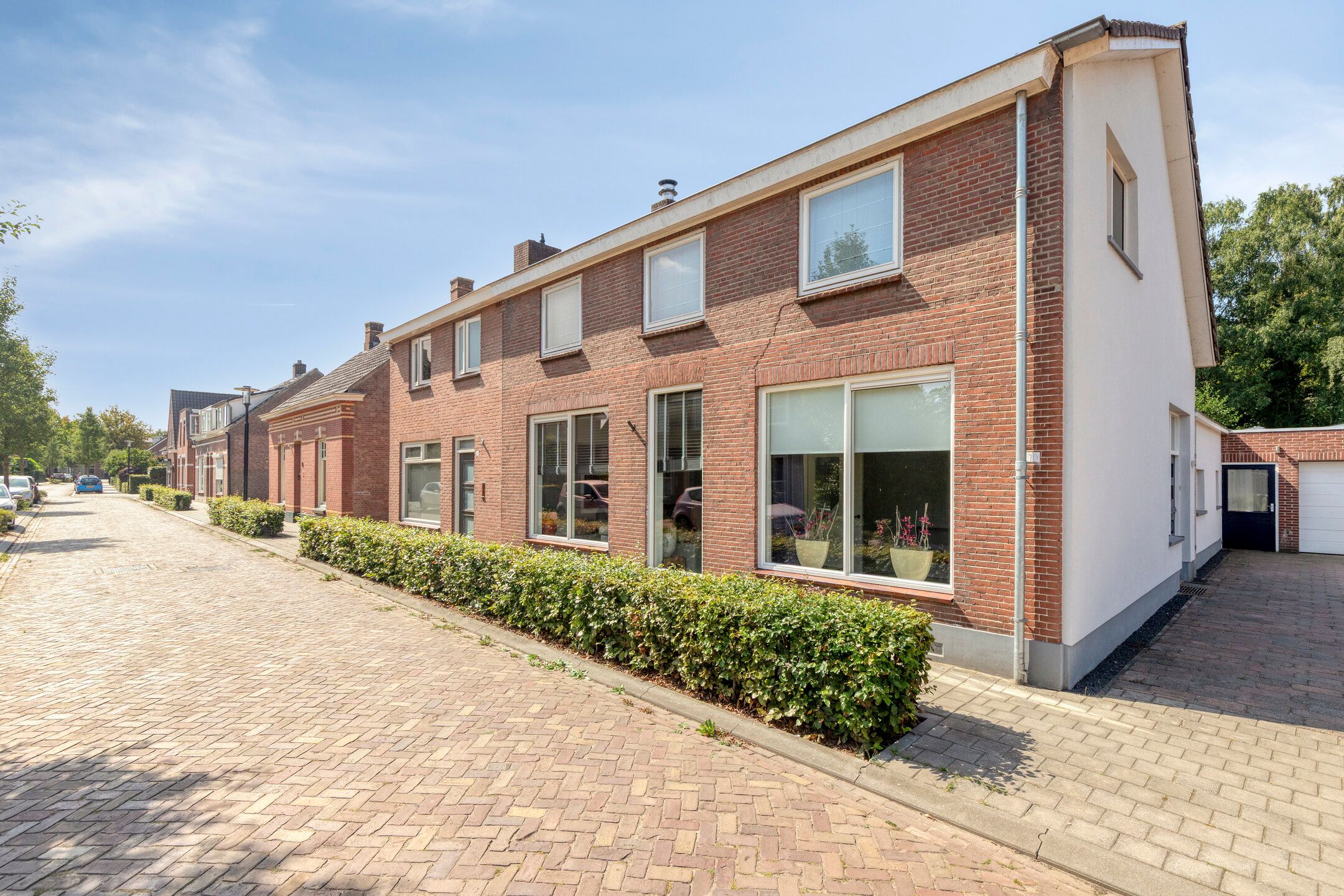 Burgemeester van Mierlostraat 10