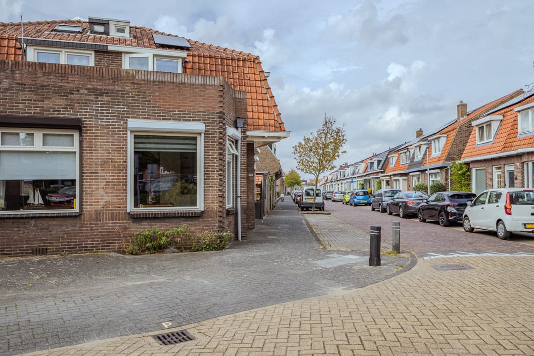 Foto 7 van Admiraal de Ruyterstraat 85