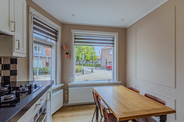 Foto 18 van Admiraal de Ruyterstraat 85