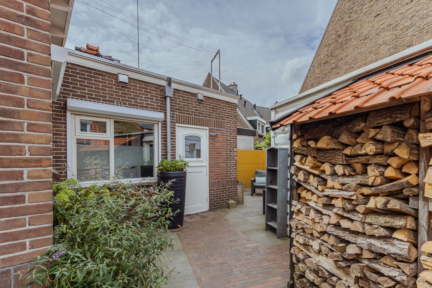 Foto 34 van Admiraal de Ruyterstraat 85