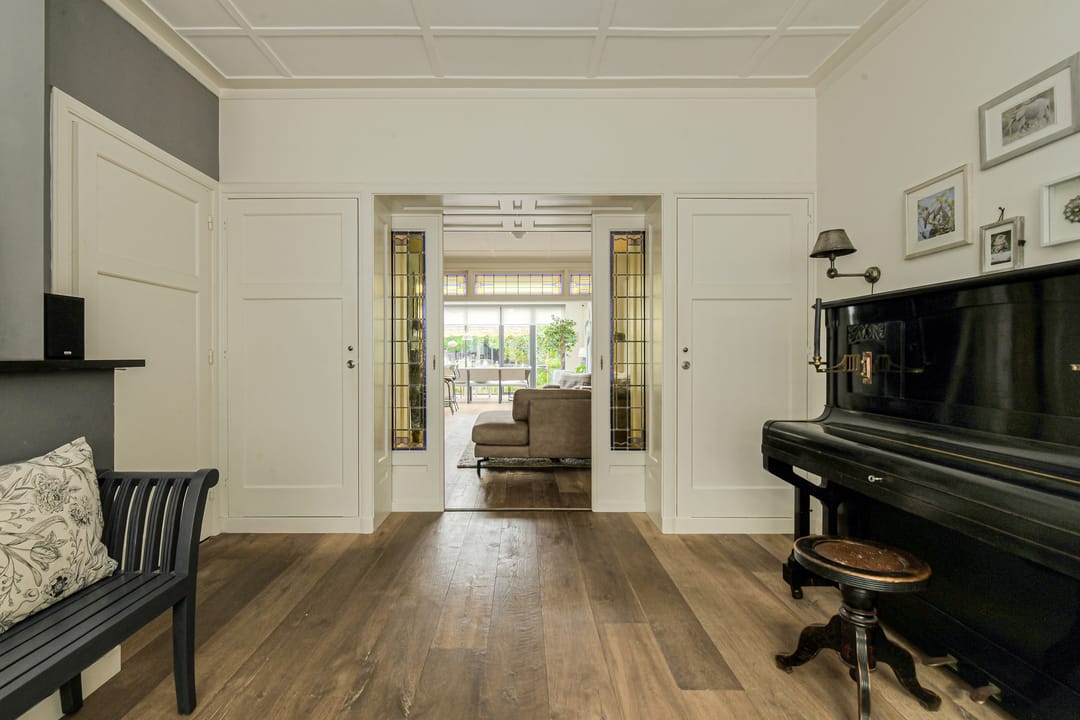 Photo 8 of Bredaseweg 6