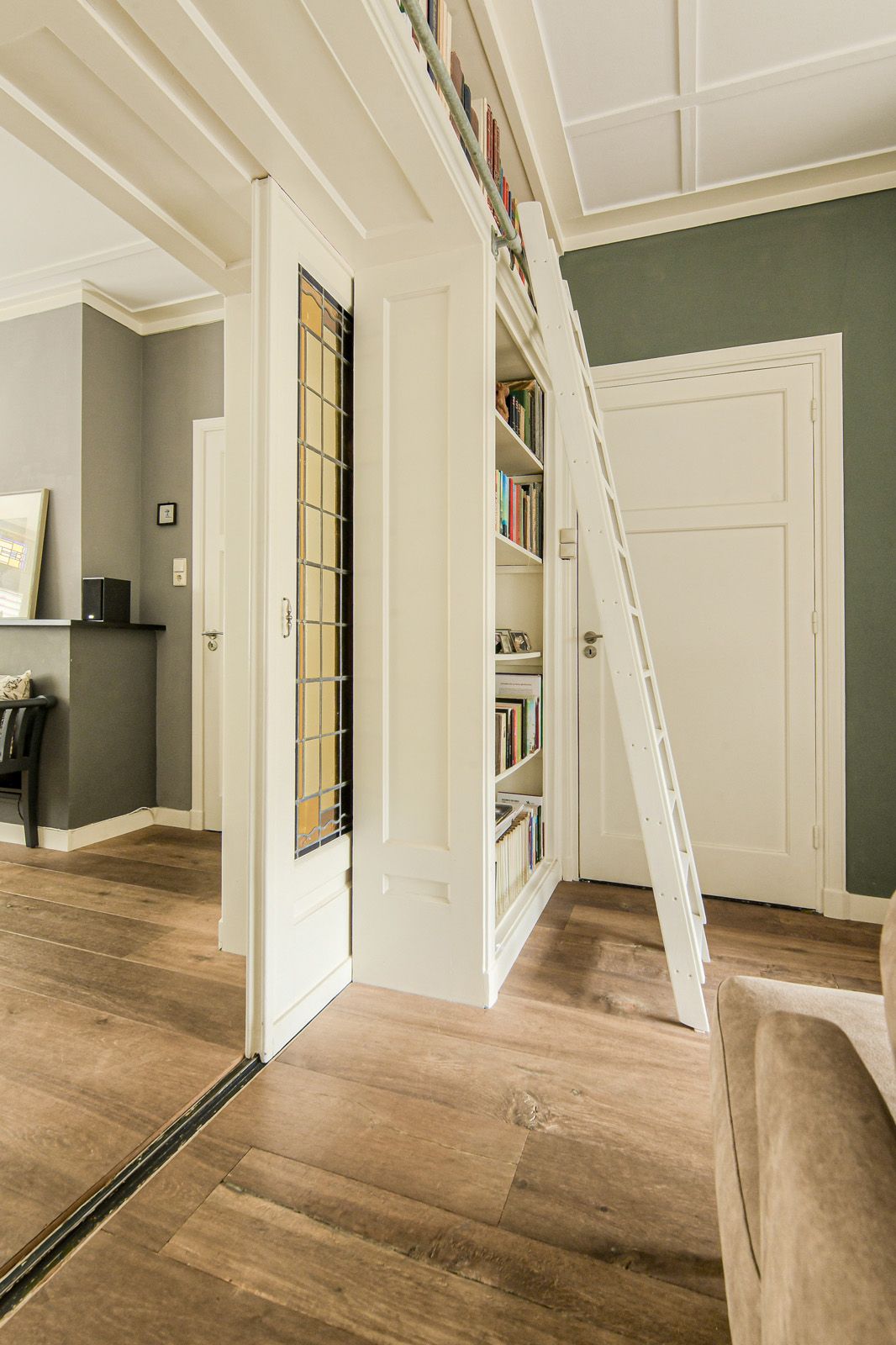 Photo 9 of Bredaseweg 6