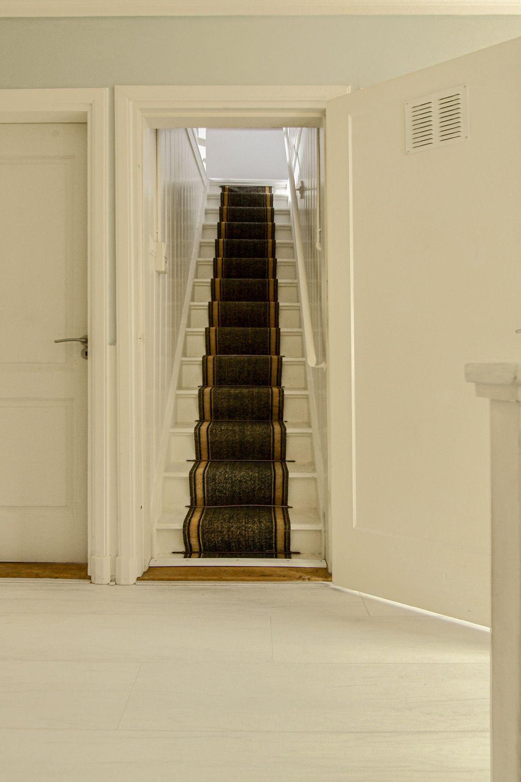 Photo 41 of Bredaseweg 6