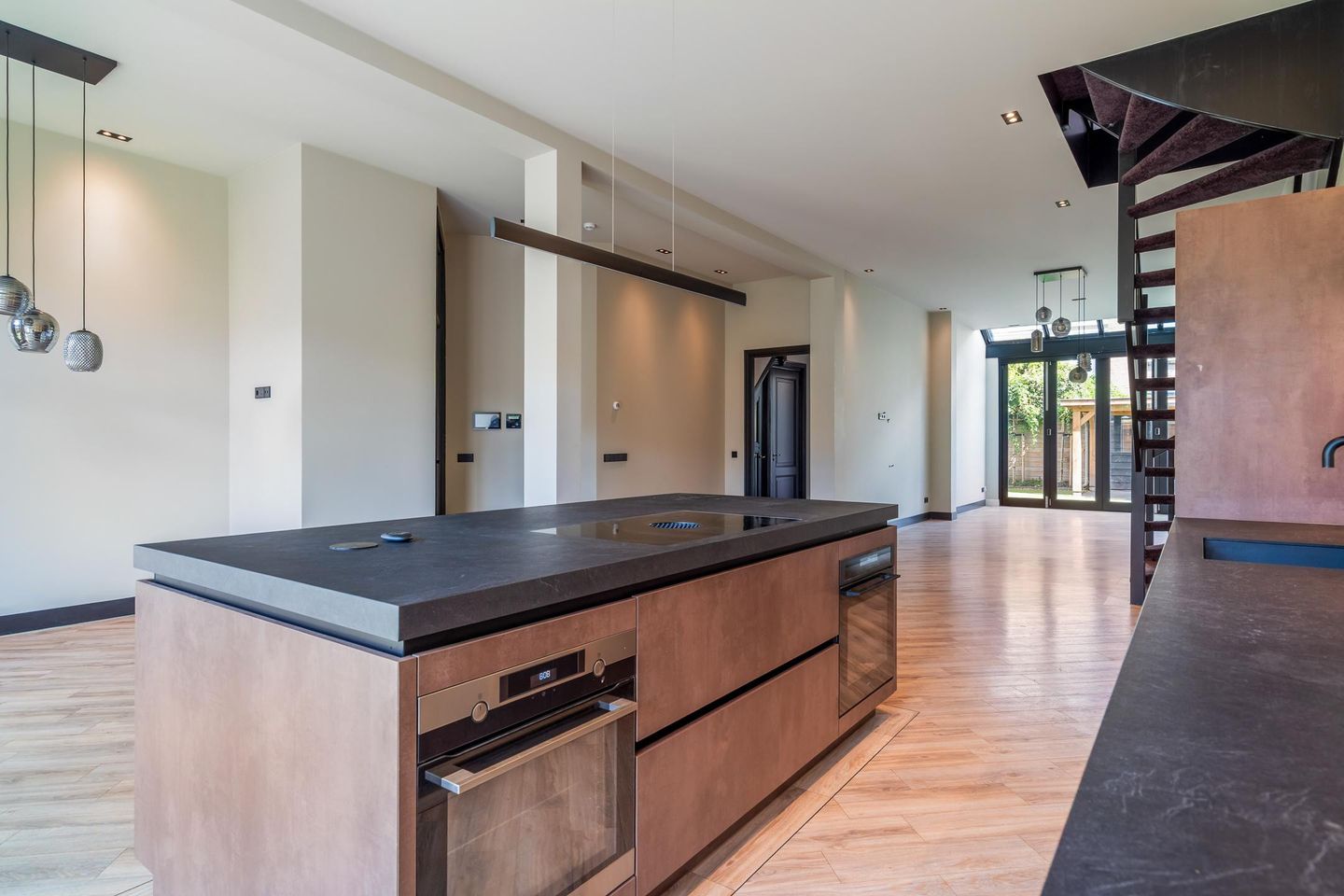 Foto 35 van Badhuisweg 38