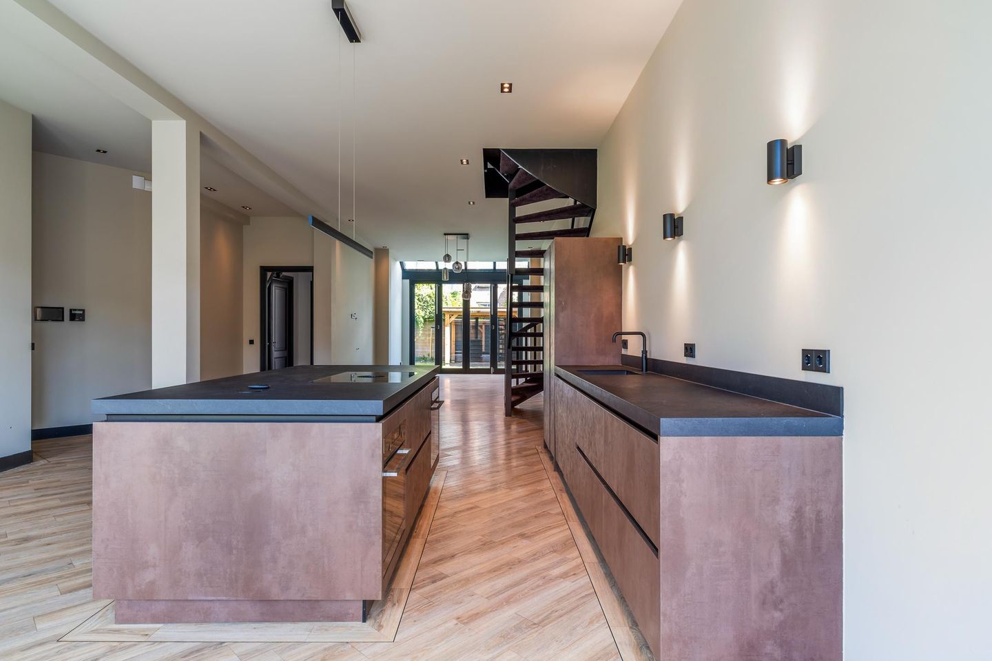 Foto 34 van Badhuisweg 38