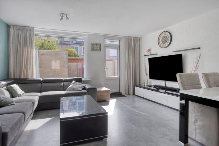 Photo 7 of Roompolderstraat 7