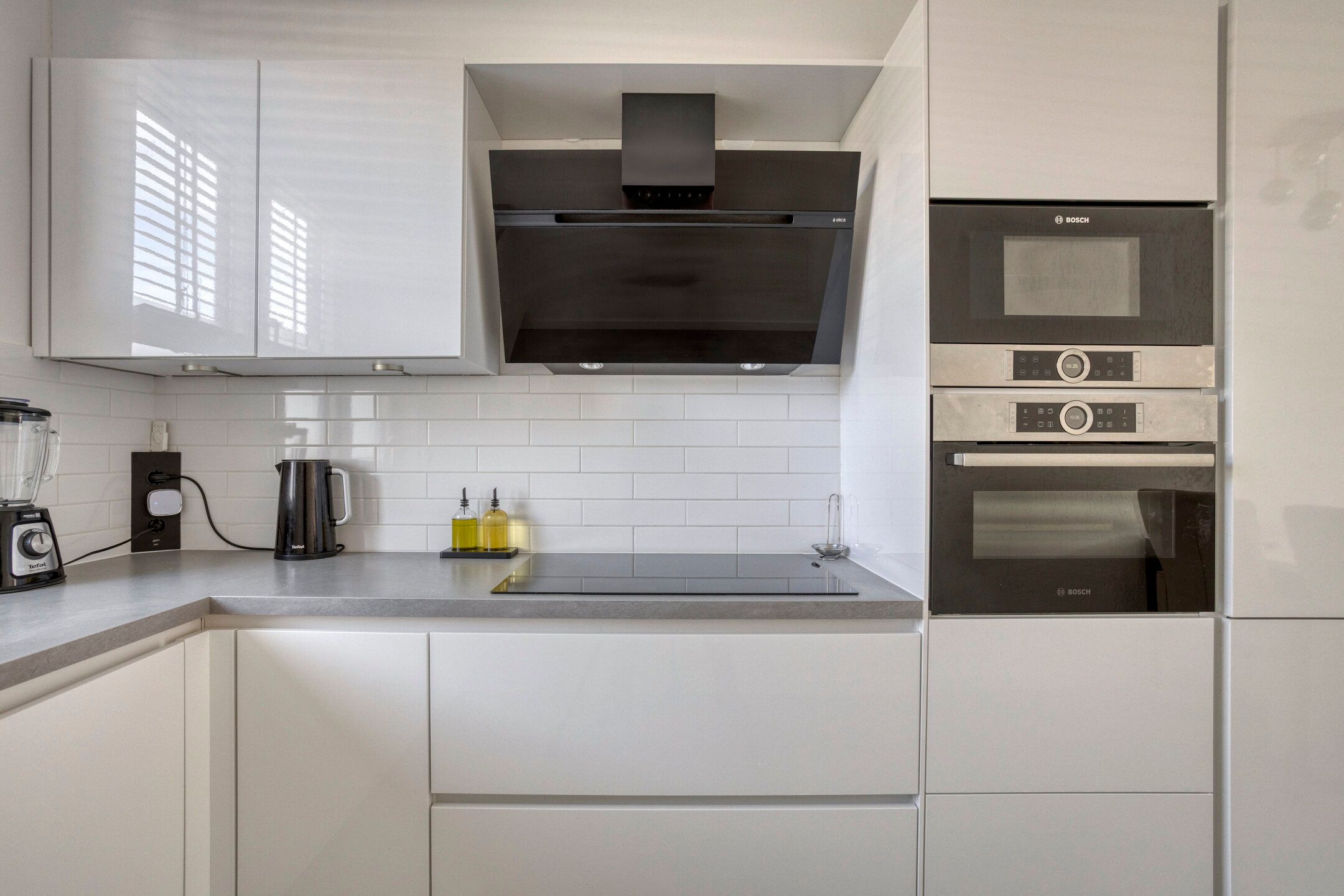 Photo 12 of Roompolderstraat 7