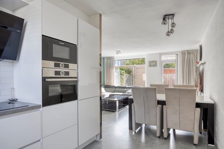 Photo 13 of Roompolderstraat 7