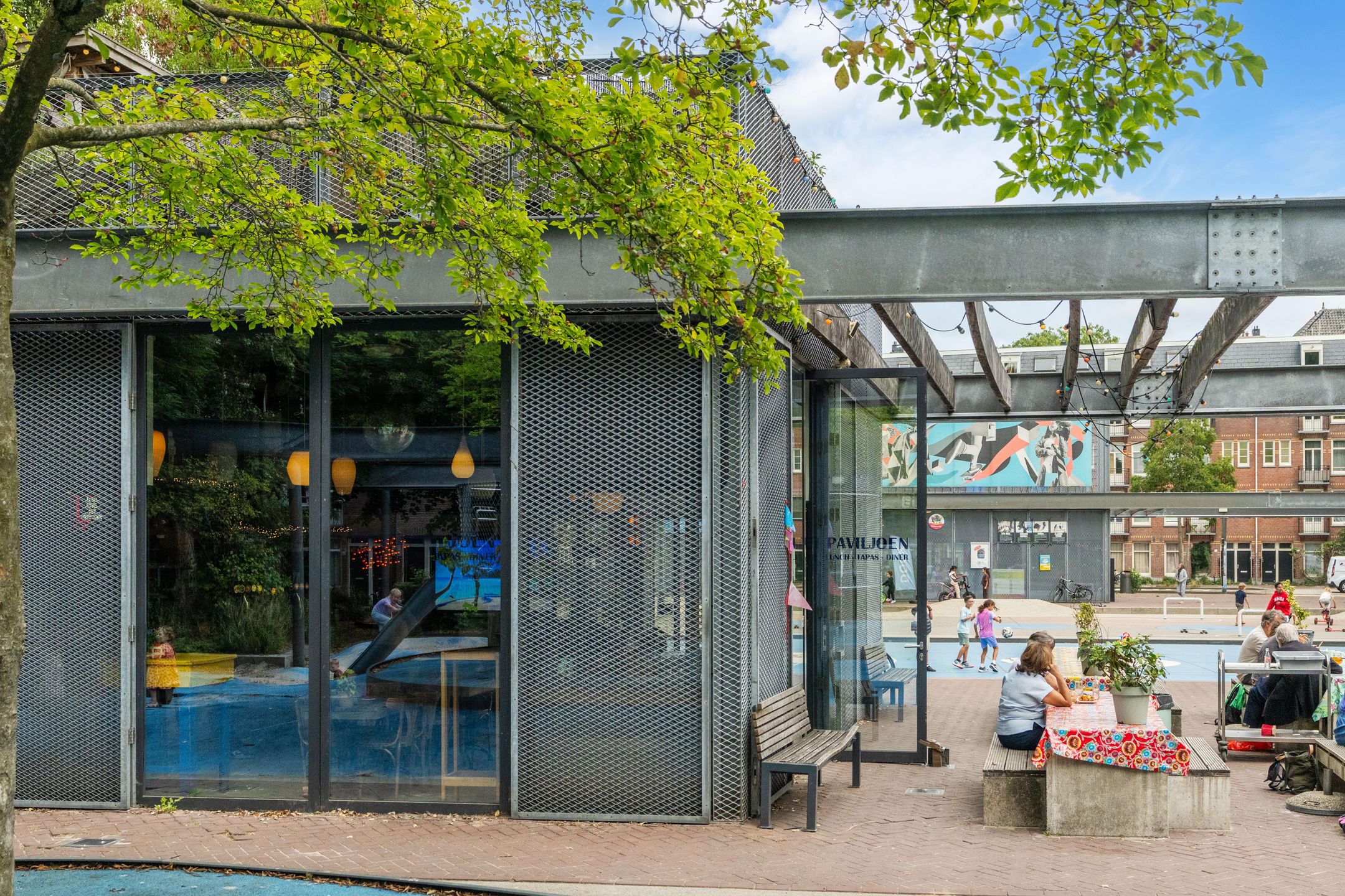 Foto 39 van Van Beuningenplein 194