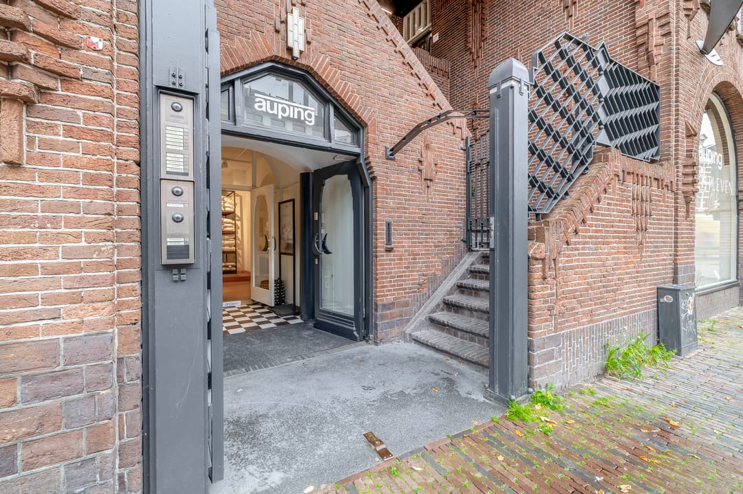 Photo 8 of Voorstraat 11-J