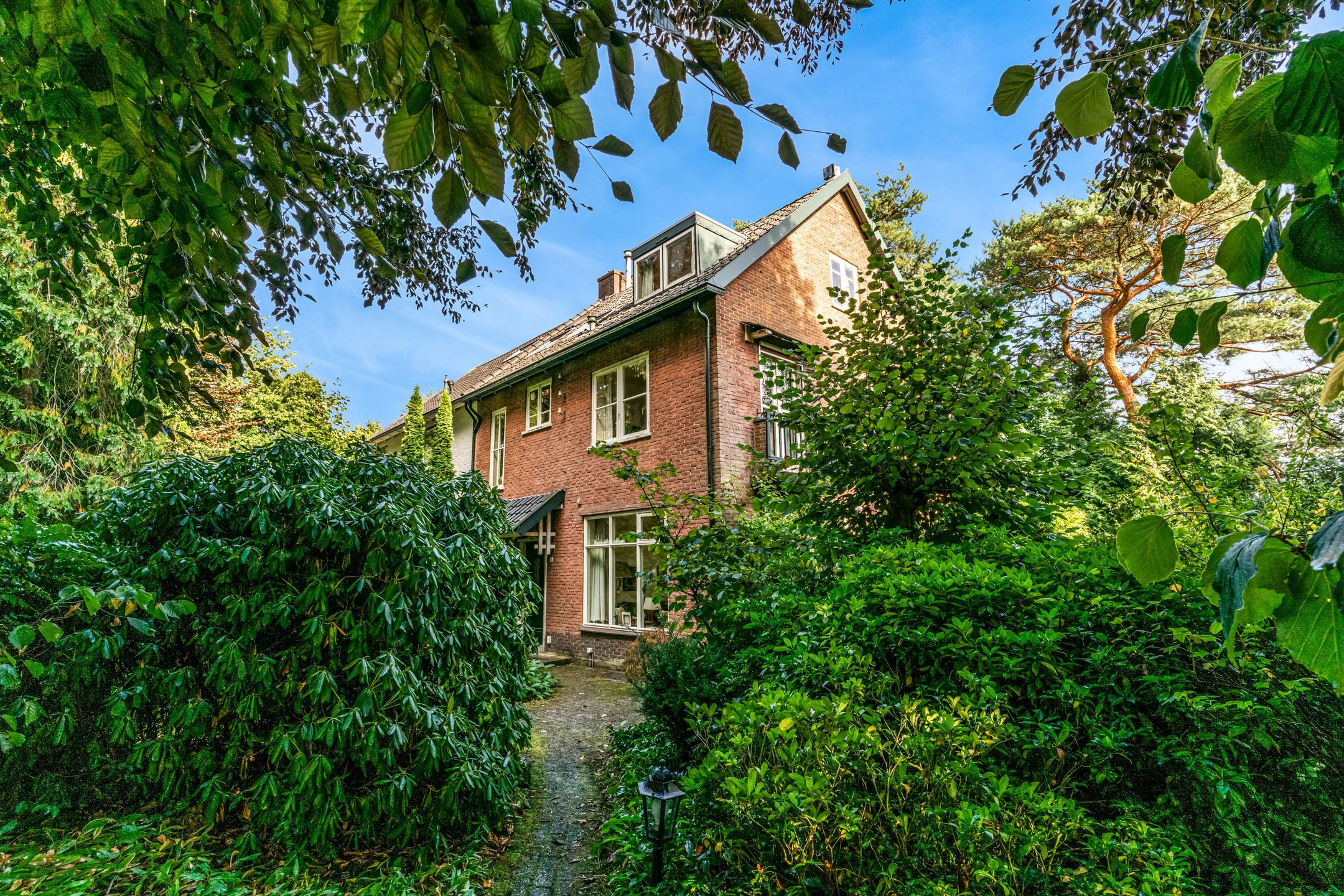 Photo 9 of Obrechtlaan 50