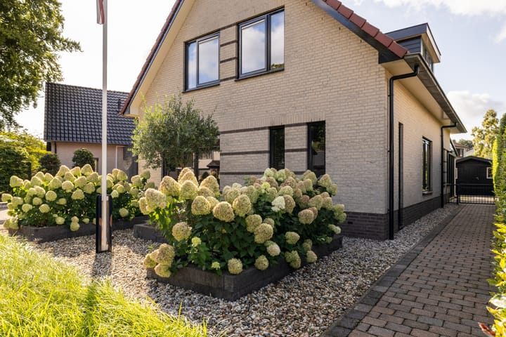 Foto 42 van Nijverheidsweg 107