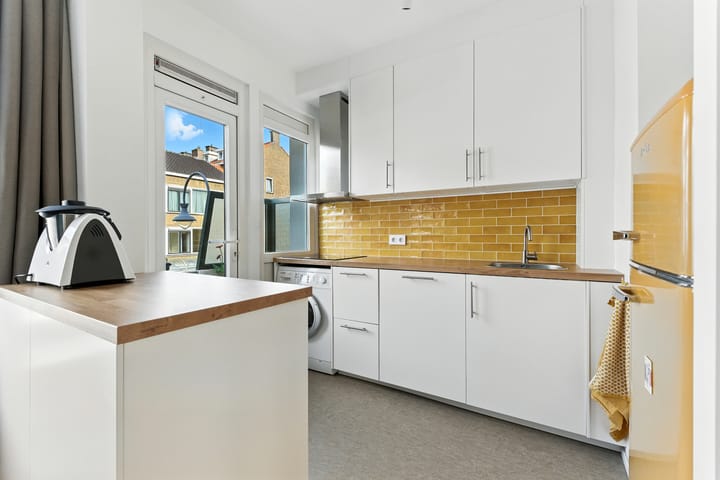 Foto 19 van Kerstroosstraat 10-B