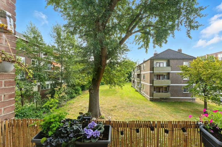 Foto 24 van Kerstroosstraat 10-B