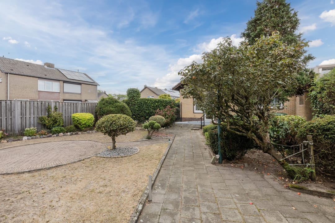 Foto 38 van Oranjelaan 2