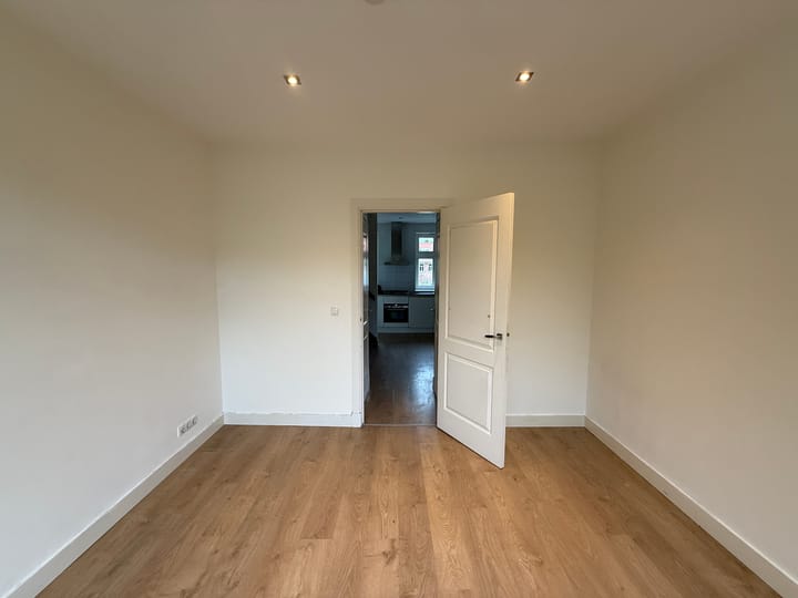 Photo 3 of Gentiaanplein 15