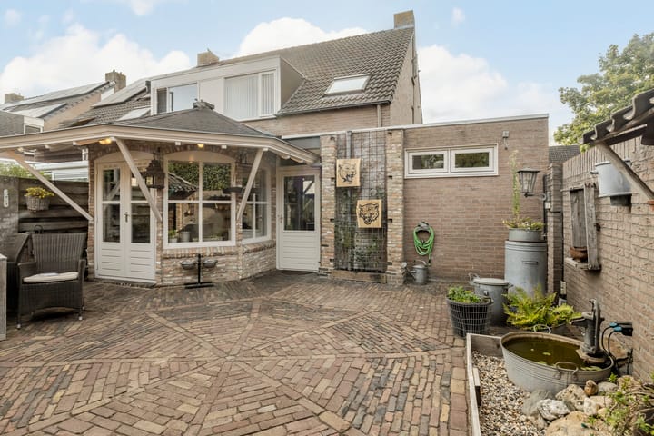 Foto 2 van van Heinsbergstraat 18