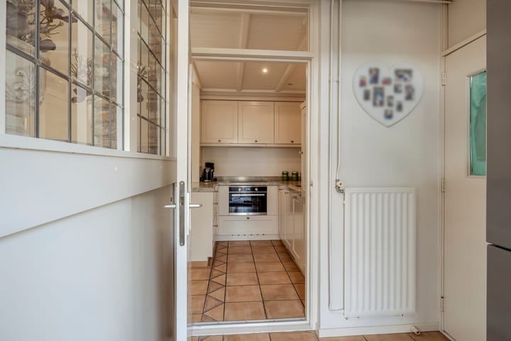 Foto 12 van van Heinsbergstraat 18