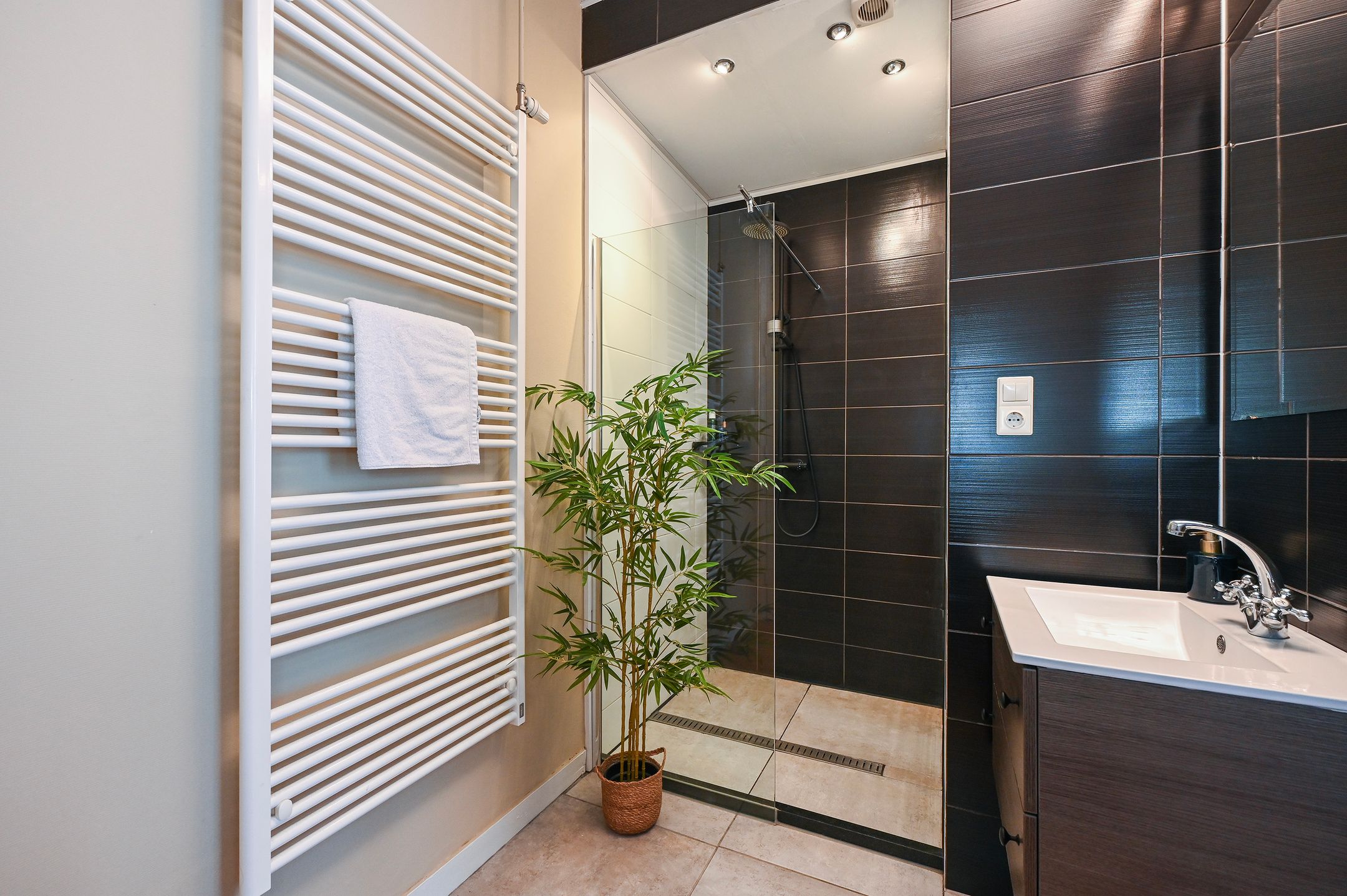 Foto 33 van van de Wateringelaan 163