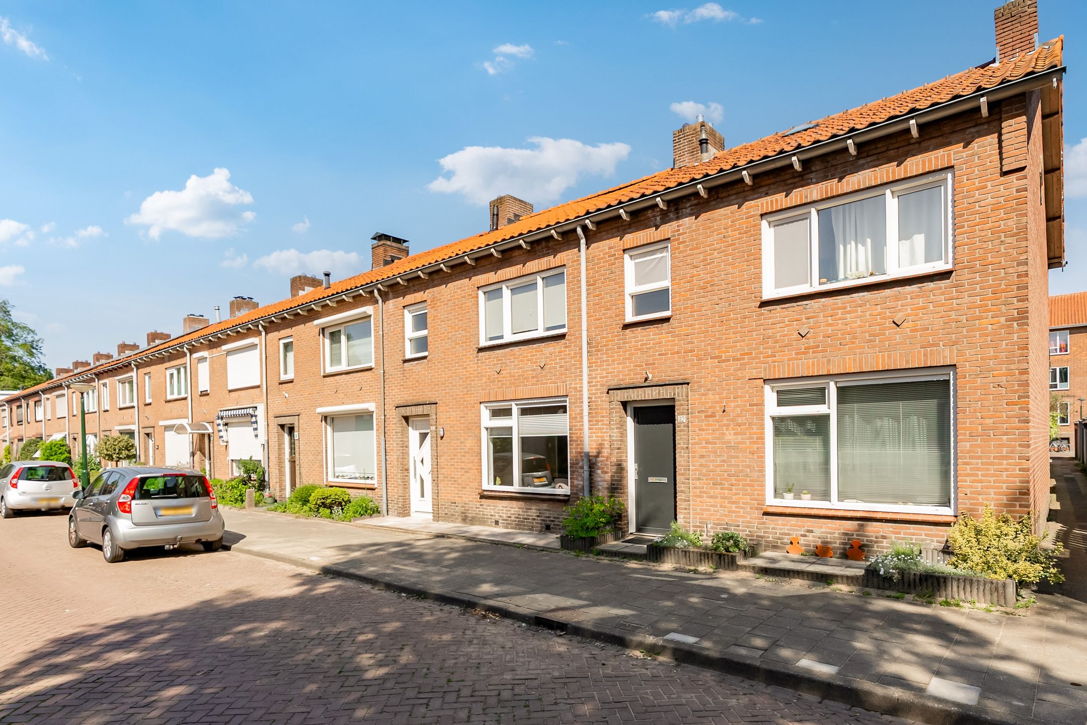 Photo 3 of Abraham Bloemaertstraat 20