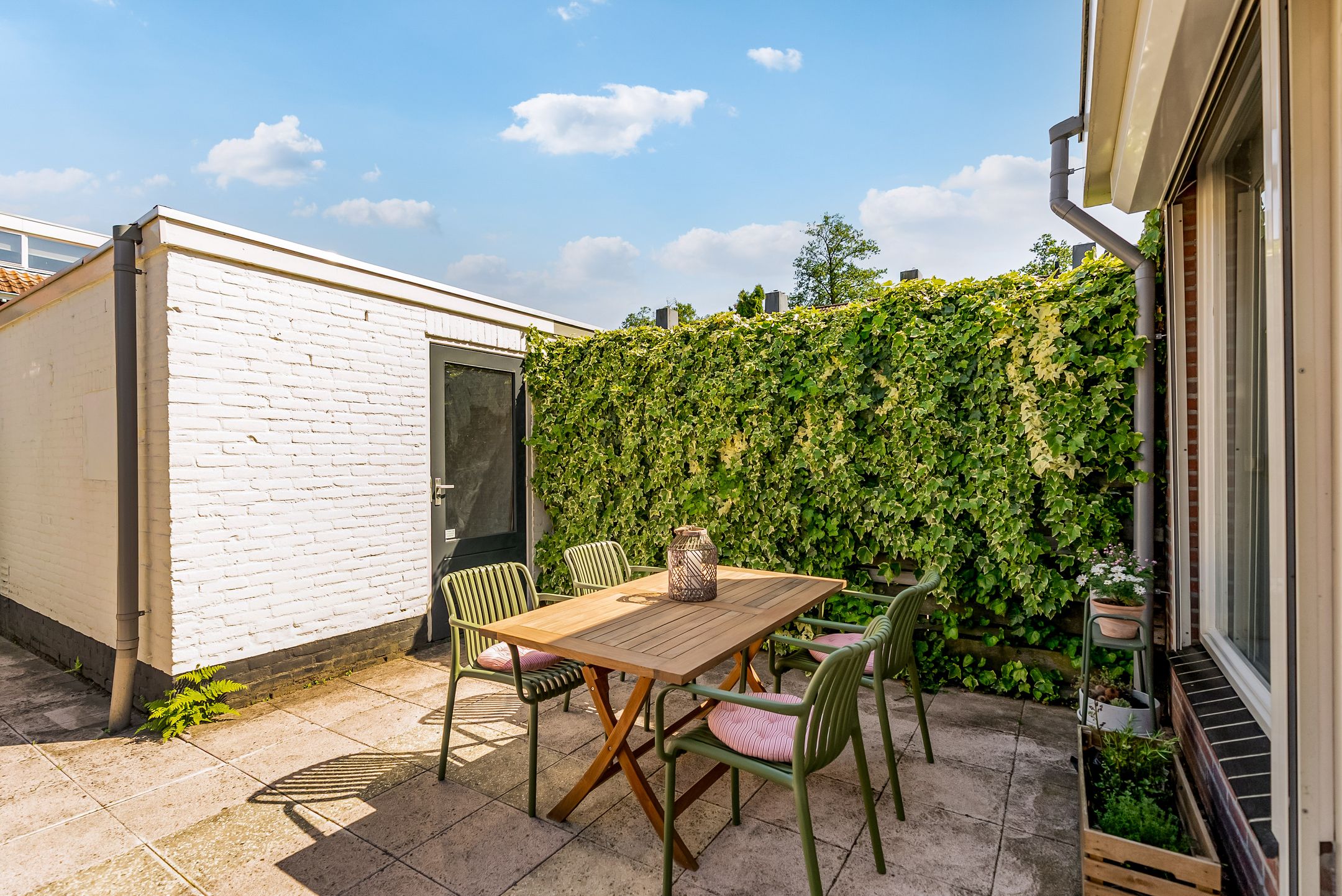 Photo 12 of Abraham Bloemaertstraat 20