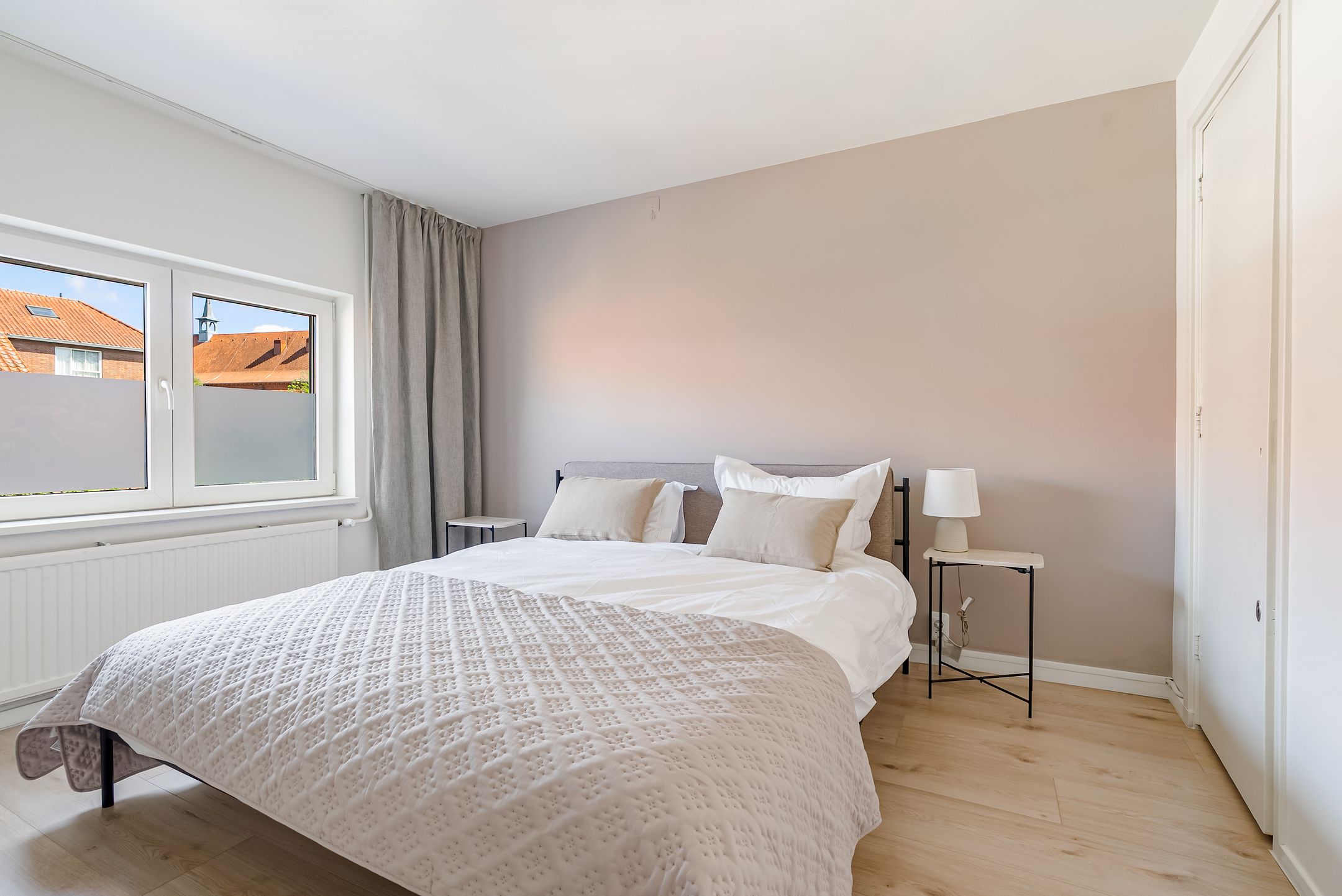 Photo 15 of Abraham Bloemaertstraat 20