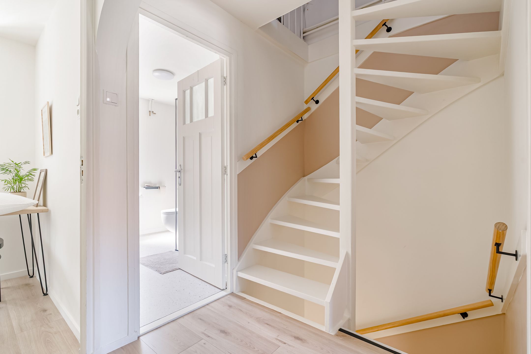 Photo 24 of Abraham Bloemaertstraat 20