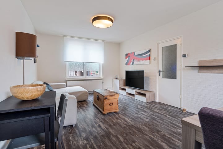 Foto 4 van Bloemenweg 36