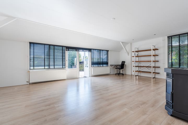 Photo 6 of Veneweg 79