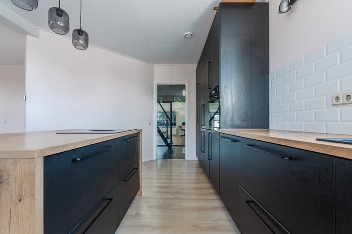 Photo 12 of Veneweg 79