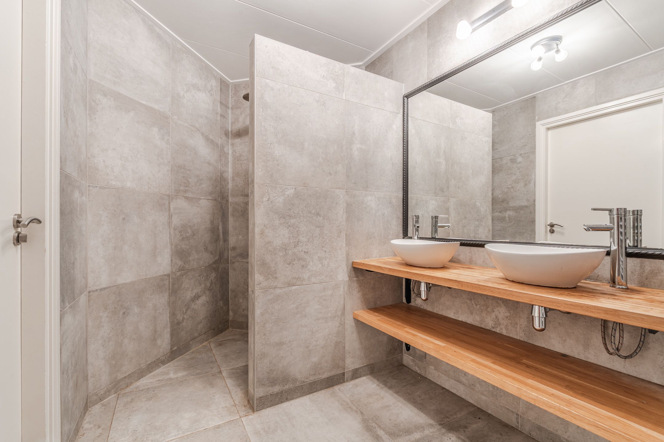 Photo 18 of Veneweg 79