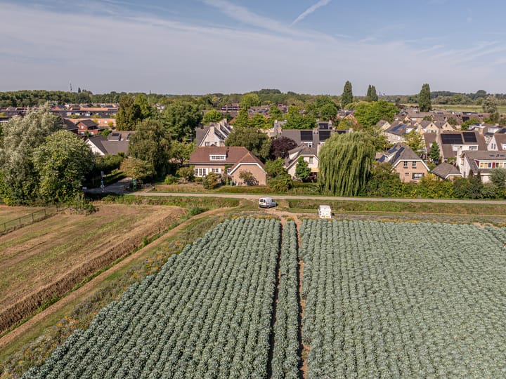 Photo 3 of Buitenlanden 2