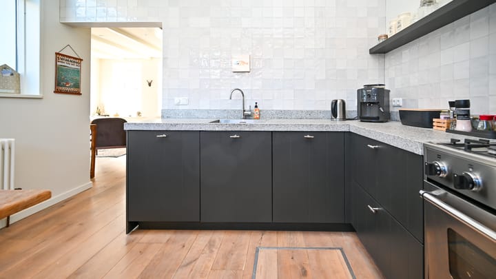 Foto 14 van de Ruyterstraat 12