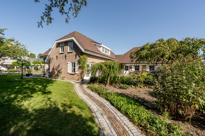 Photo 41 of Buitenlanden 2