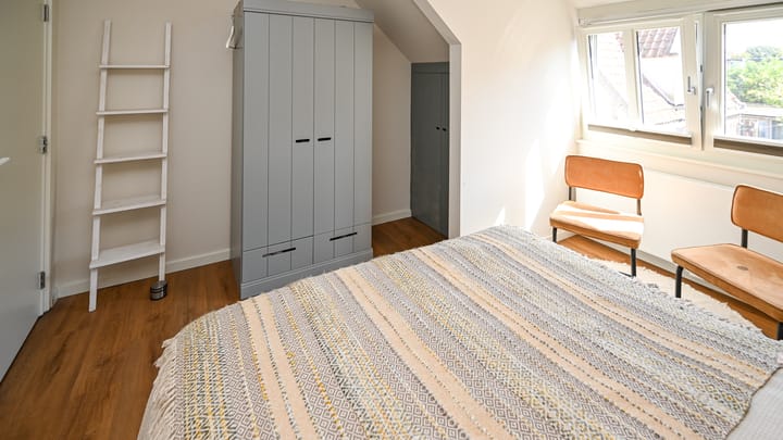 Foto 29 van de Ruyterstraat 12