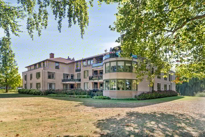 Foto 1 van Anna Paulownaplein 27