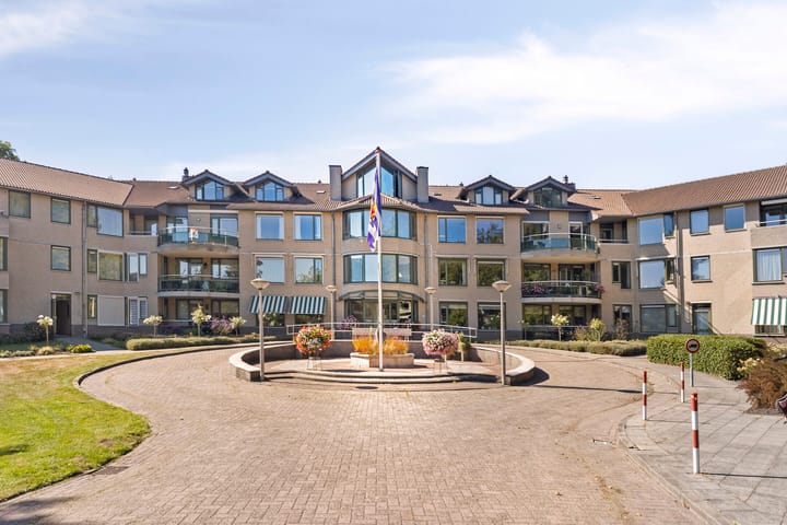 Foto 2 van Anna Paulownaplein 27