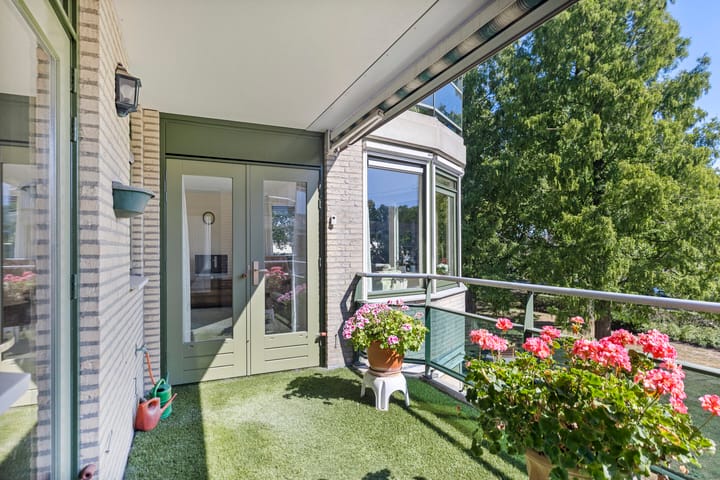 Foto 28 van Anna Paulownaplein 27