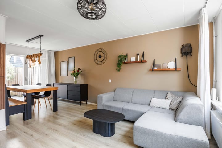 Photo 2 of Tsjerkebuorren 12