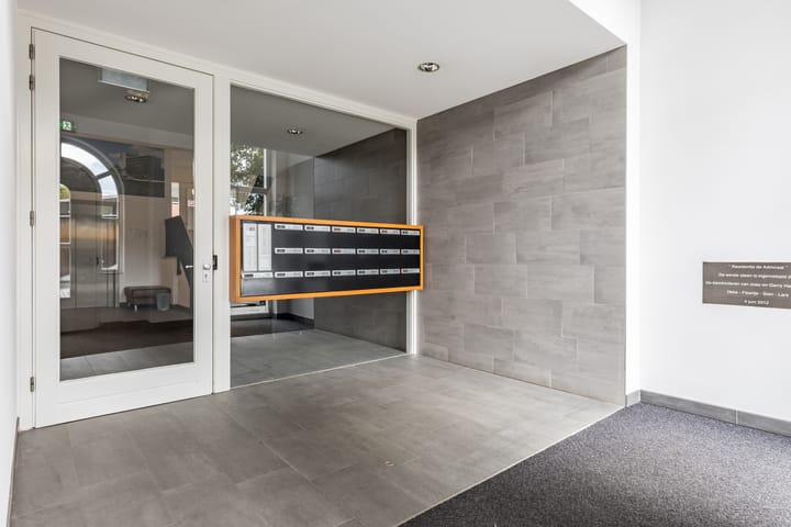 Photo 35 of Piushaven 4